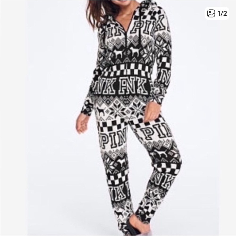 NWT Victoria’s Secret PINK Logo Sherpa Women’s Onesie Pajama